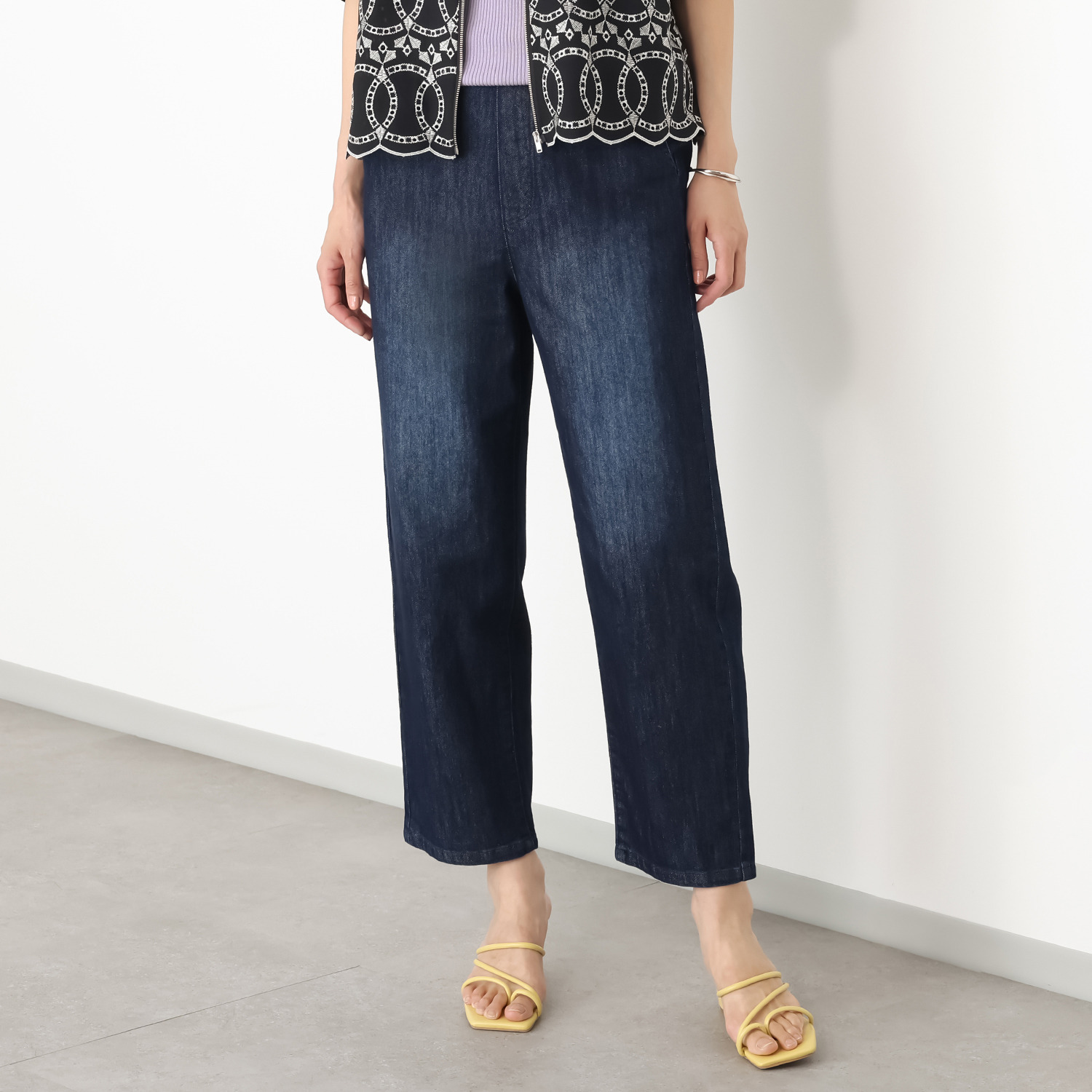 ネクストリー ワクロス（Ｒ） ハイブリッドデニム イージーストレートパンツ