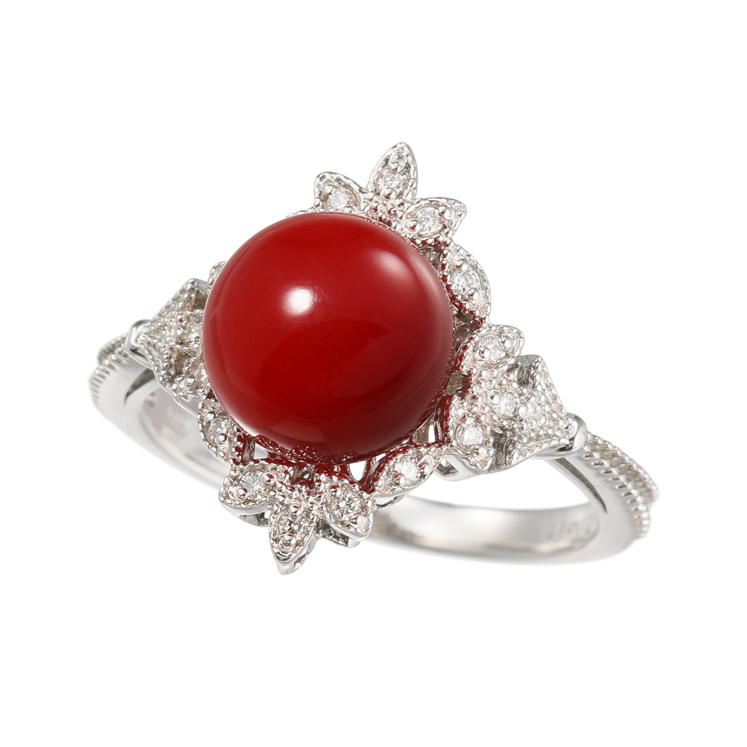 香瑚 プラチナ９００ 高知県産血赤珊瑚＆ ダイヤモンド 丸玉リング