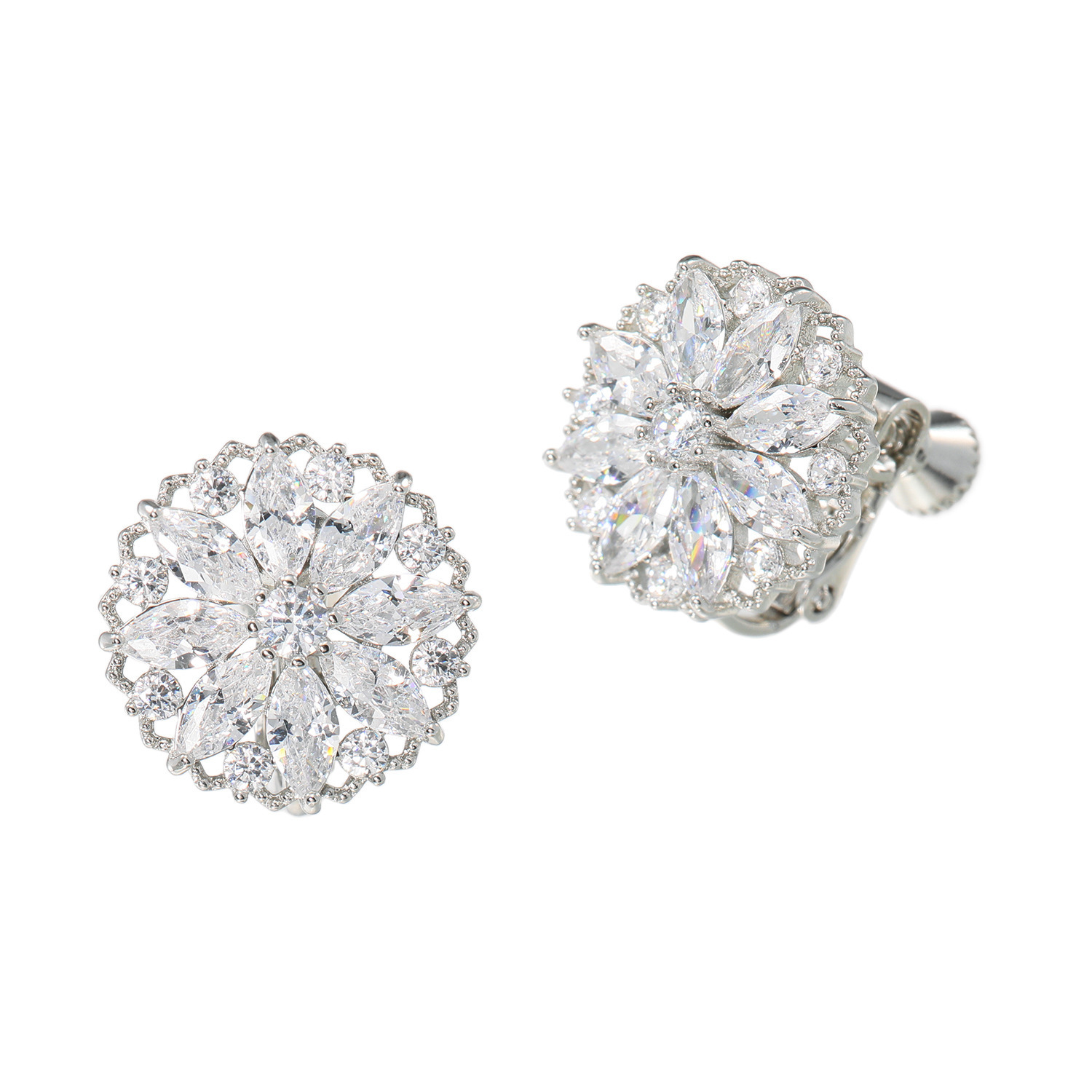 ユキコ　ハナイ ＣＺ レース風フラワー イヤリング／ピアス