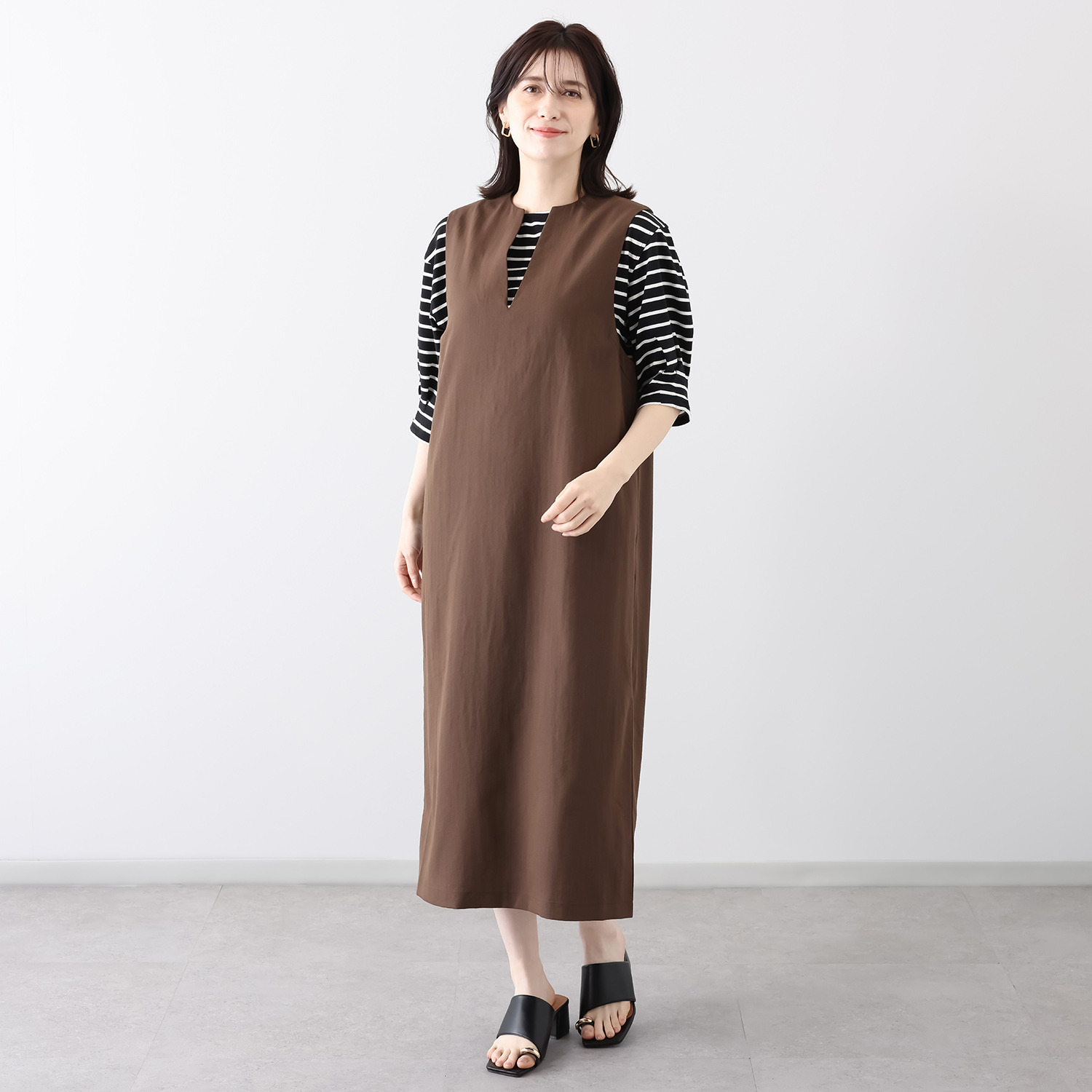 Ｋｕｎｎｙ． キーネック ジャンスカワンピース