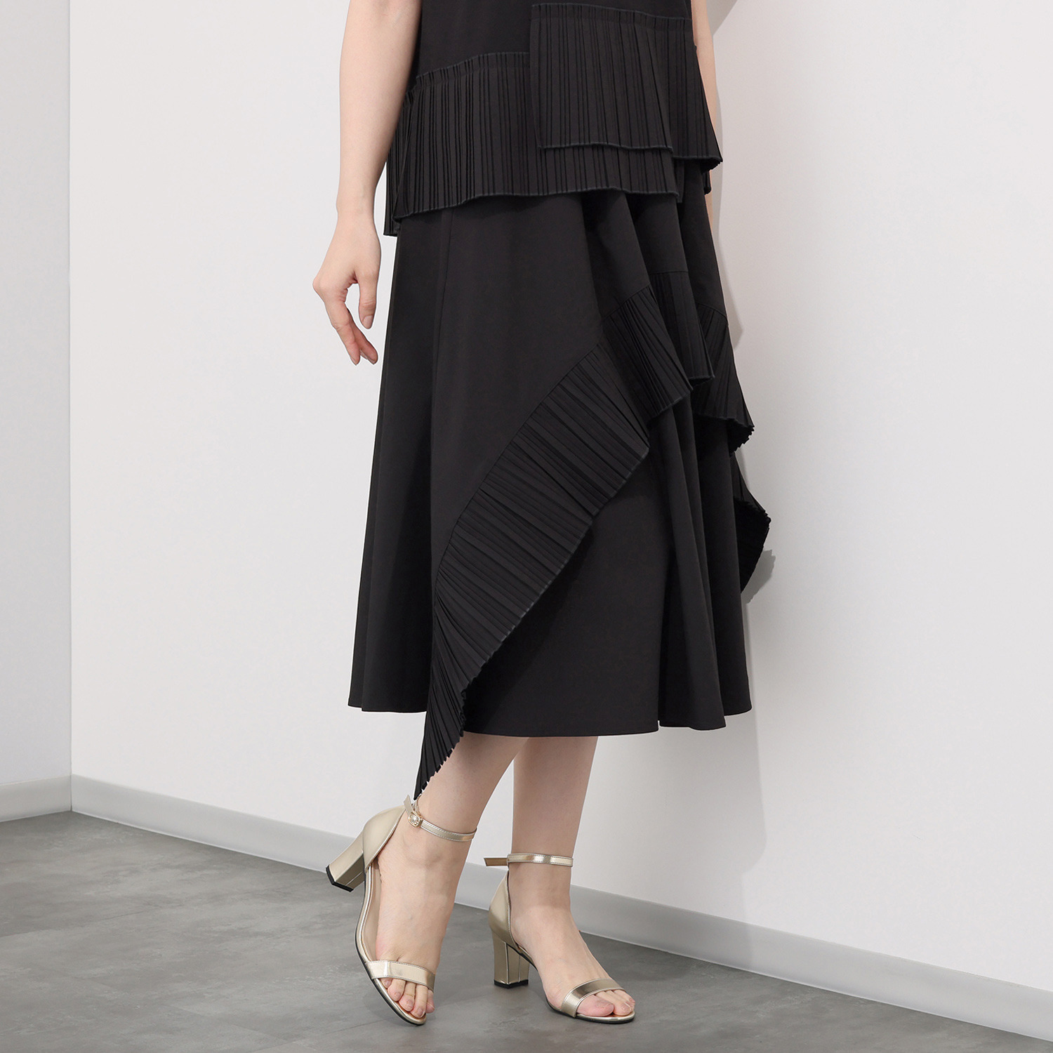 美susabi 楽々イージー 絶妙バランス プリーツアクセント