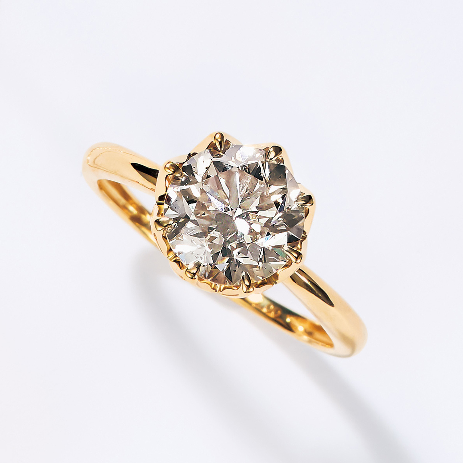 レステクール １８Ｋ ２カラットＵＰ シャンパンカラー ダイヤモンド リング ＜鑑別書付＞