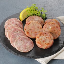 キッチン飛騨特製 飛騨豚と モッツァレラチーズの 旨みとろける リオナソーセージ
