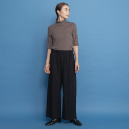 ヤエアジュテ ラクしてすっきり 品良くカッコ良く イージーワイドパンツ