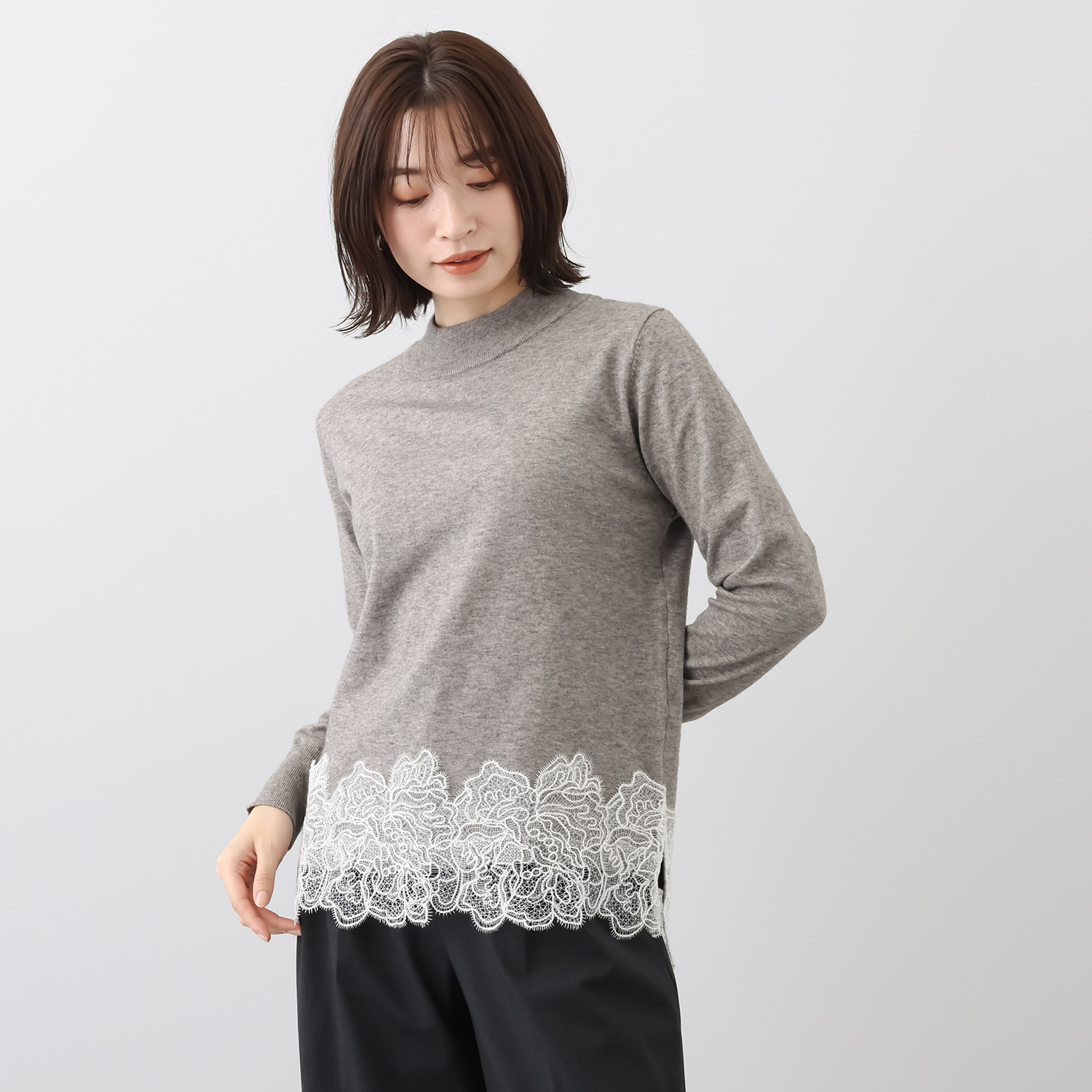 メゾン馬里邑 スカラップ レースポイント モックネック ニットプルオーバー